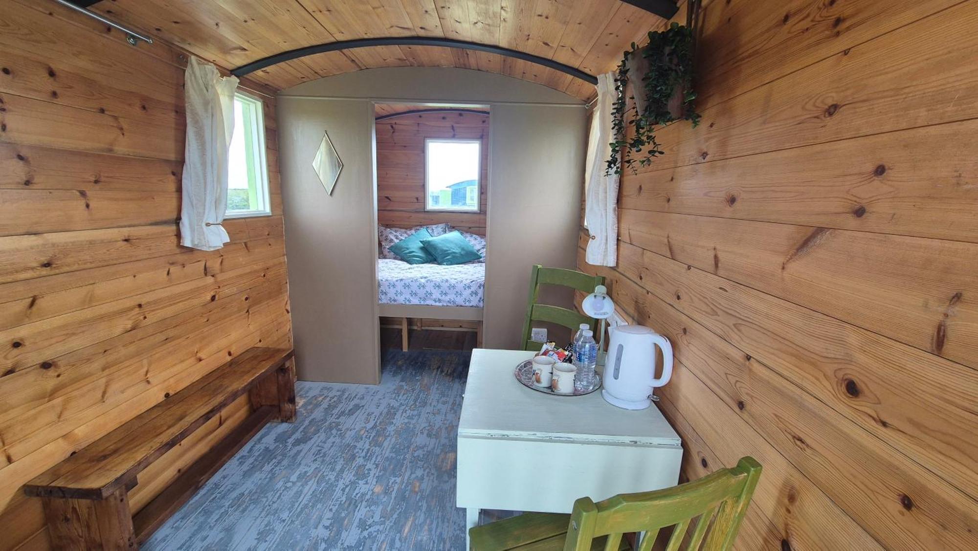 Coast Path Camping Saint Ishmaels  المظهر الخارجي الصورة